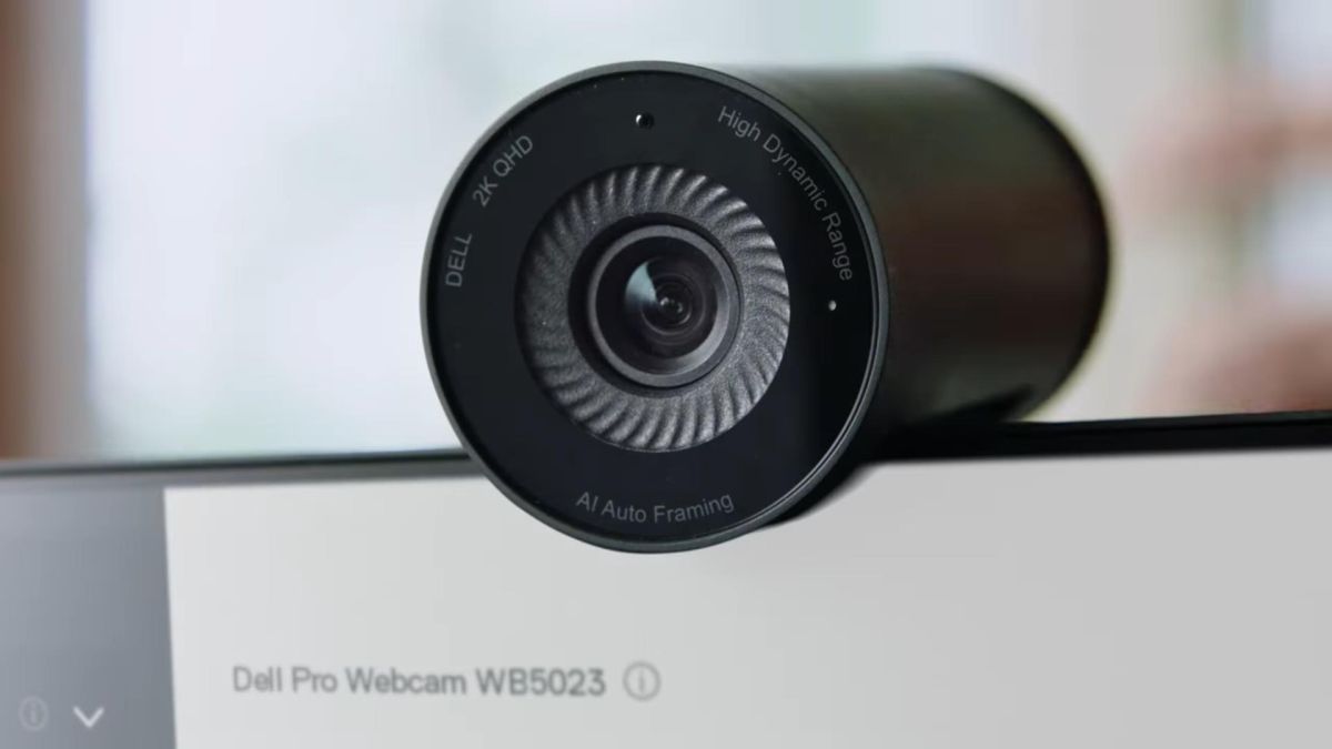 Dell’s new mid-range webcam comes packed with top-of-the-line features