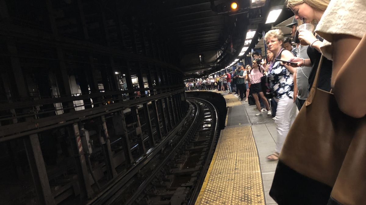 The New York City Subway will soon finally get full mobile coverage in tunnels