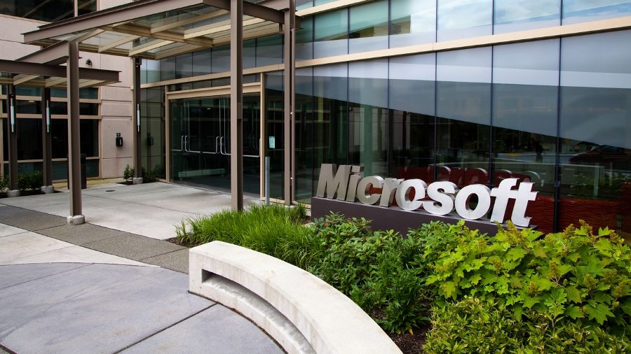 Microsoft cloud success helps push revenue, offsets Windows and PC drops