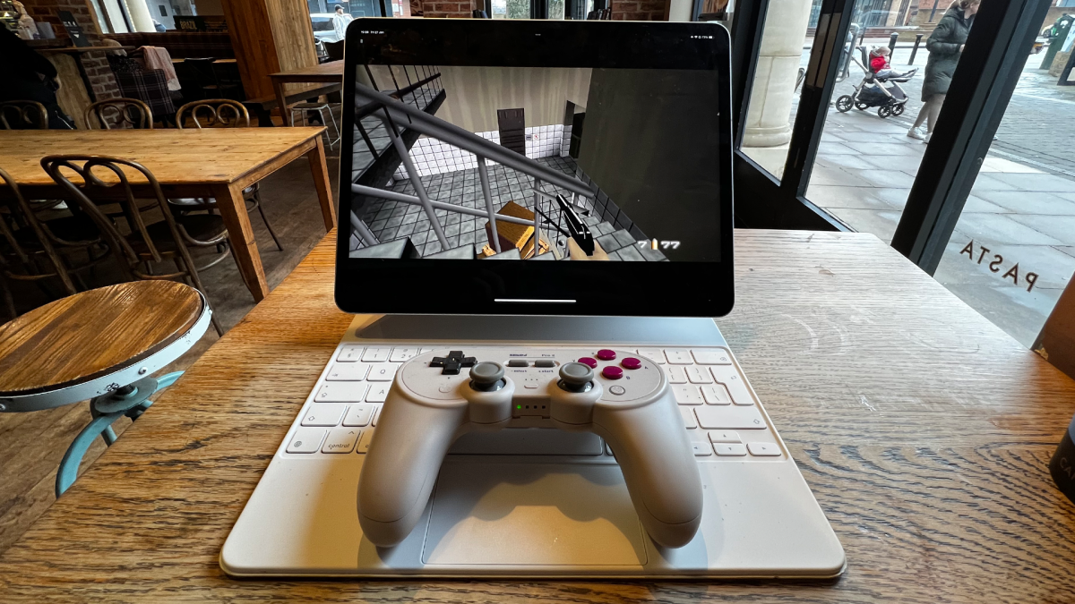 Playing GoldenEye on my iPad is real, and it’s spectacular