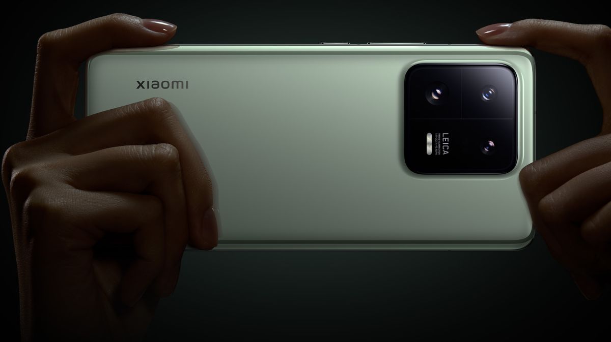The Xiaomi 13 and Xiaomi 13 Pro are going global very soon
