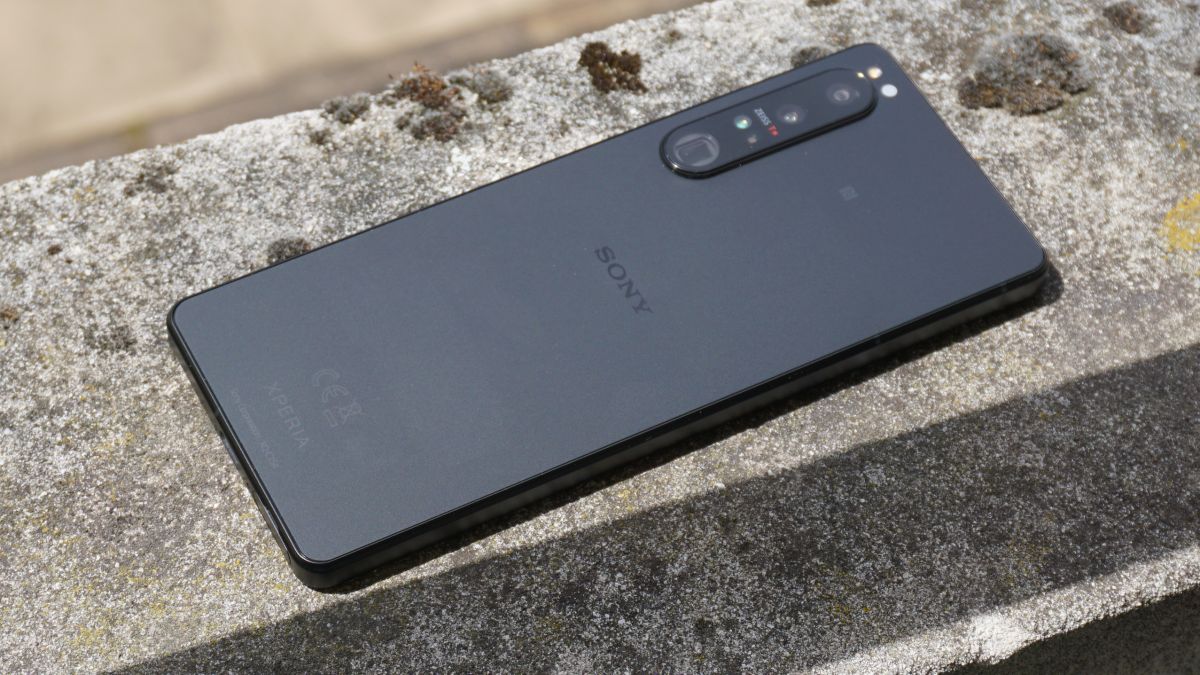 The first leaked Sony Xperia 1 V image shows camera upgrades and downgrades