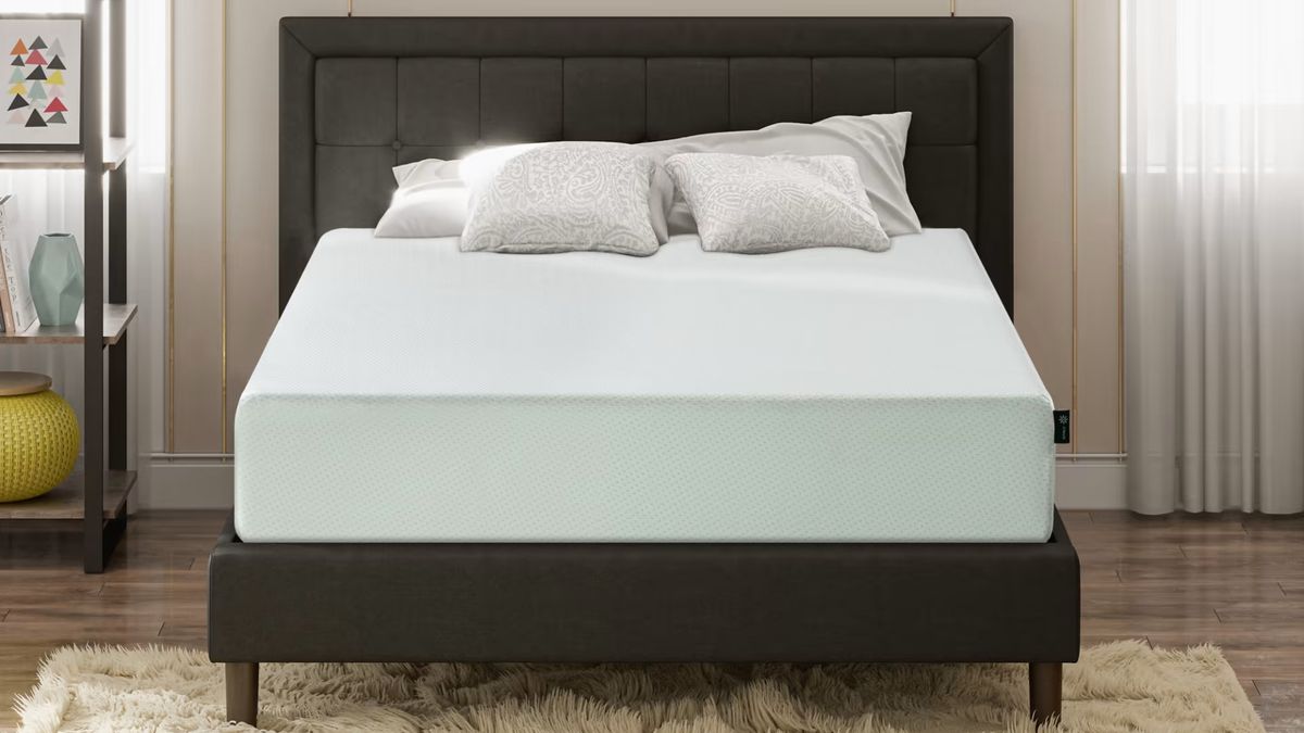 I’m on a tight budget, what should I look for in a mattress this Cyber Monday?