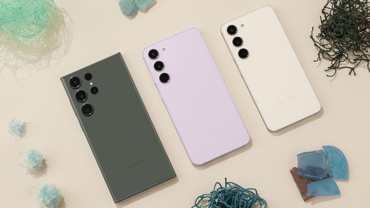 Samsung Galaxy S24 leaks hint at more AI and a smaller Ultra model